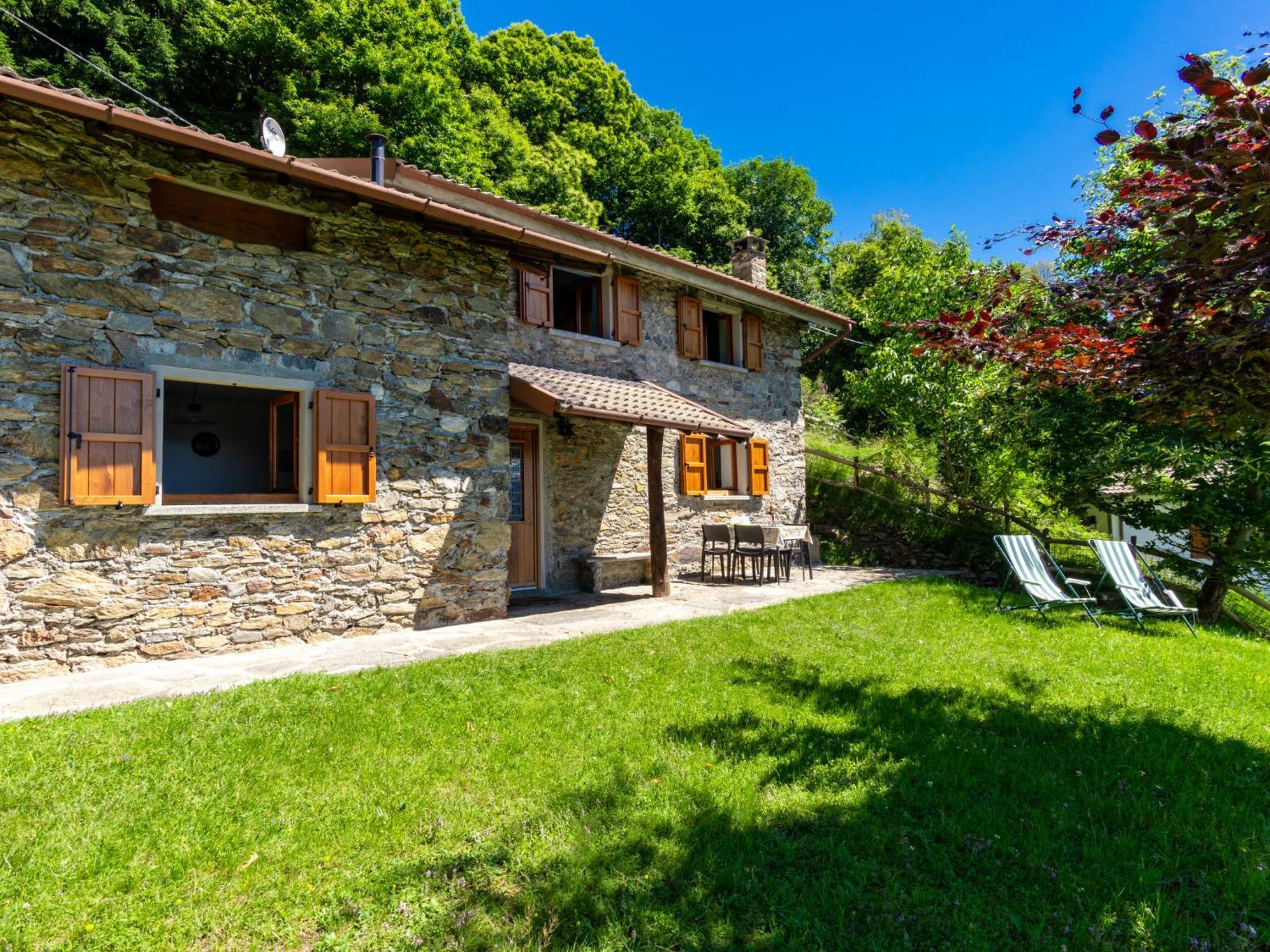 Holiday Home Munt Del Nana By Interhome Plesio Exterior photo